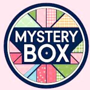 YOUNG WOMAN MYSTERY BOX 
Includes accessories, arts&crafts, a bag, and others